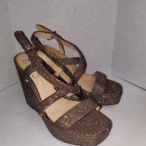 Jessica simpson hold sparkling wedges